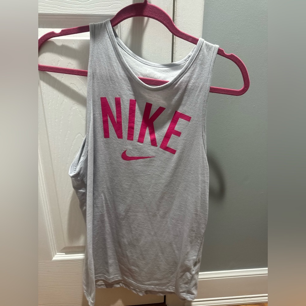 Nike Women's Light Gray Tank Top with Pink Logo